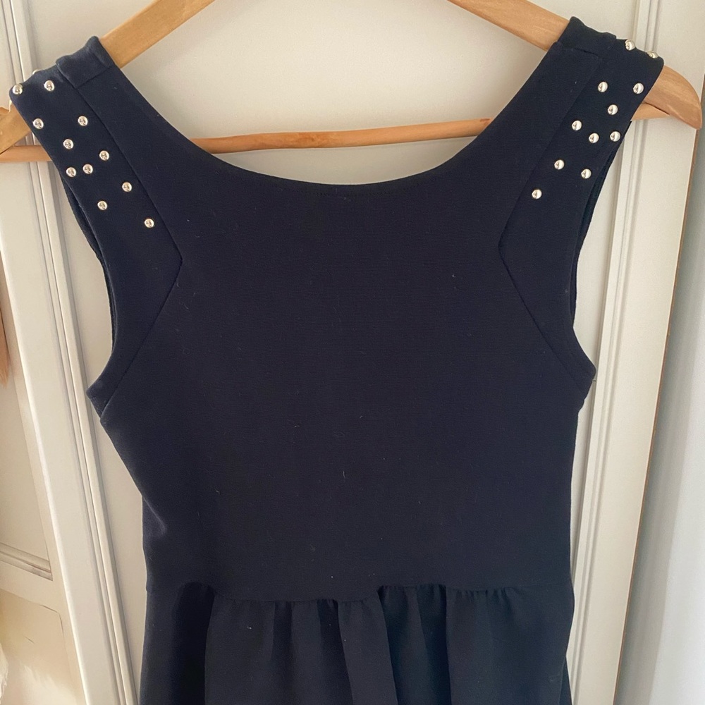 Zara Sleeveless Mini Dress with Round Neckline - Picture 3 of 6
